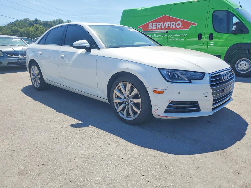 Photo 4 from auction – 2017 AUDI A4 with VIN WAUGNAF42HN002943
