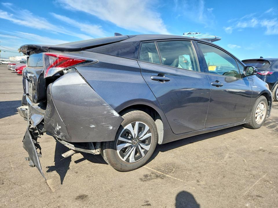 Photo 3 from auction – 2017 TOYOTA PRIUS with VIN JTDKARFU0H3544870