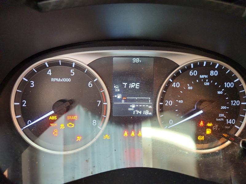 Photo 9 from auction – 2025 NISSAN VERSA with VIN 3N1CN8DV8SL885673