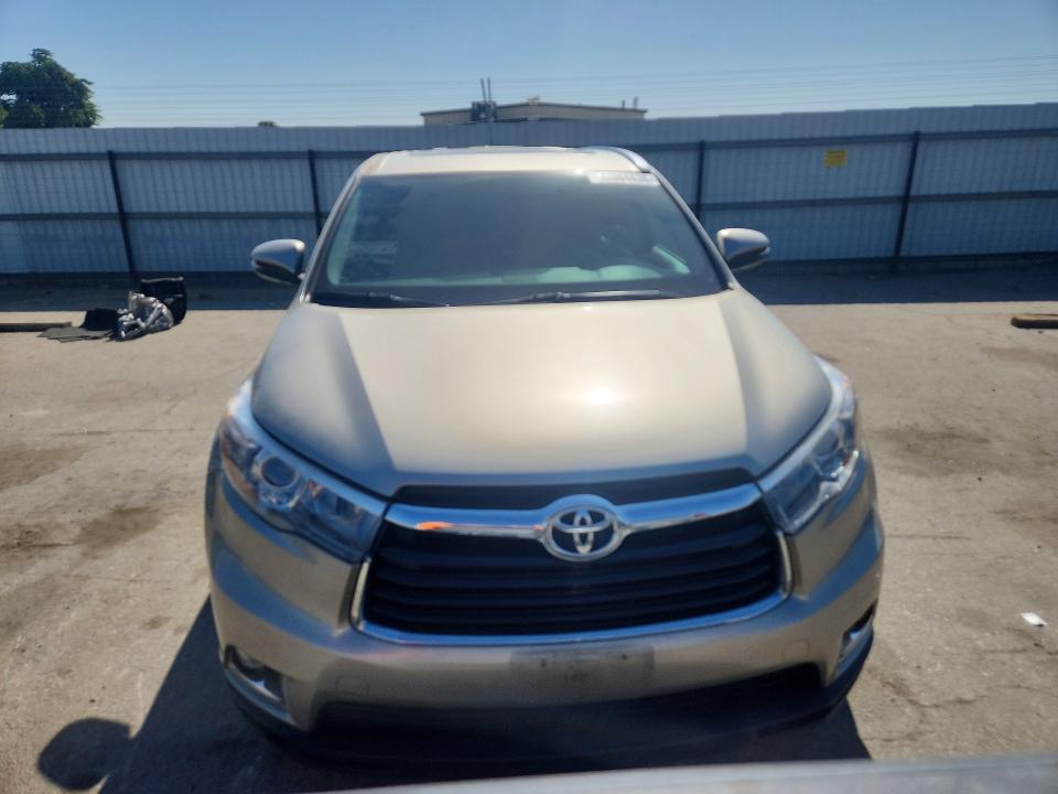 Photo 5 from auction – 2014 TOYOTA HIGHLANDER with VIN 5TDYKRFH3ES005888