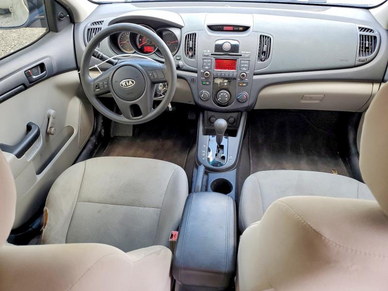 Photo 8 from auction – 2010 KIA FORTE with VIN KNAFT4A23A5186711