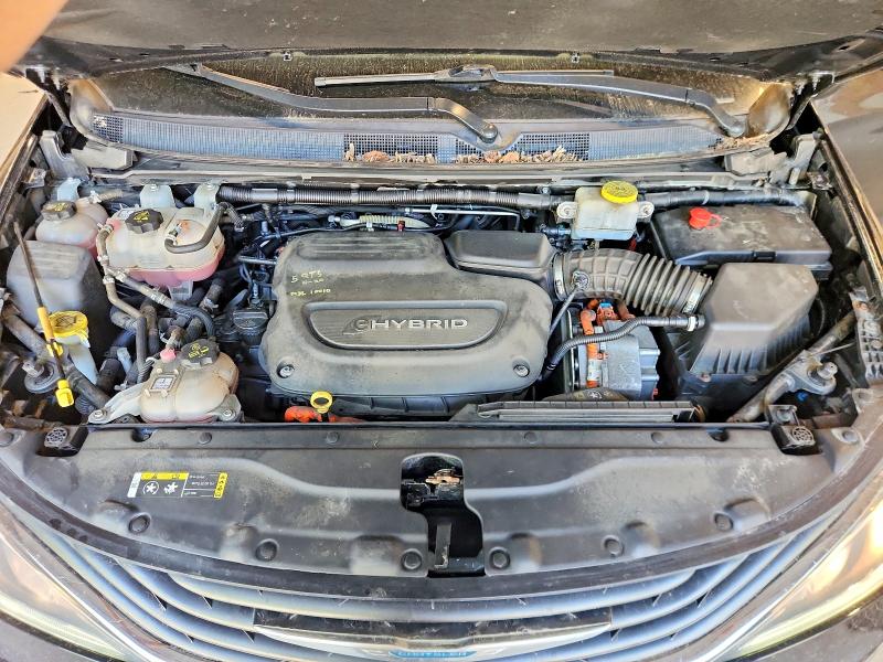 Photo 12 from auction – 2018 CHRYSLER PACIFICA with VIN 2C4RC1N77JR323236