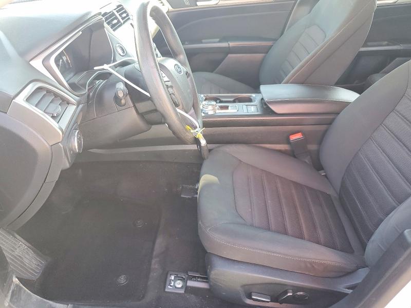 Photo 7 from auction – 2019 FORD FUSION with VIN 3FA6P0LU1KR284459