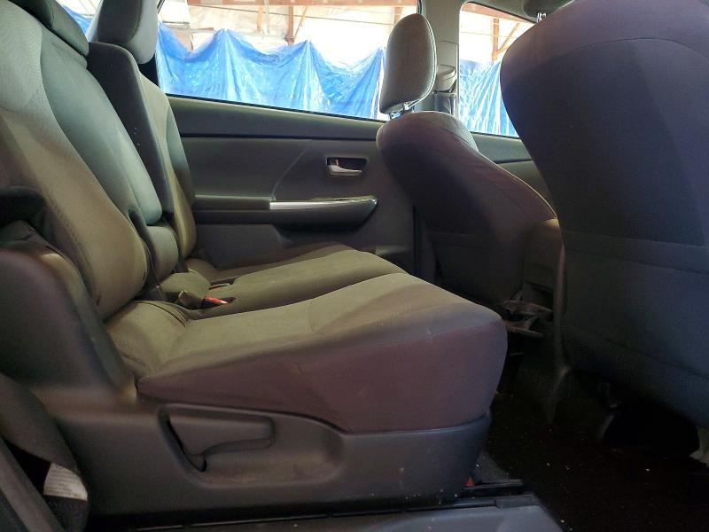 Photo 10 from auction – 2012 TOYOTA PRIUS V with VIN JTDZN3EU4C3018459