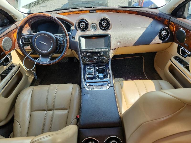 Photo 8 from auction – 2015 JAGUAR XJ with VIN SAJWJ1CD1F8V79443