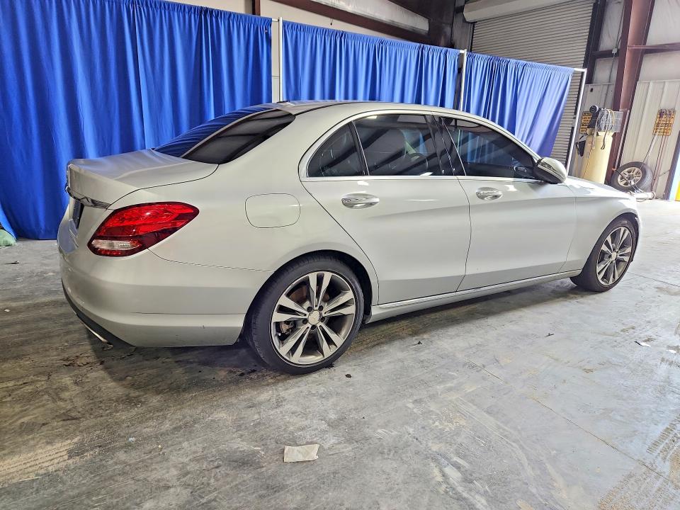Photo 3 from auction – 2016 MERCEDES-BENZ C with VIN 55SWF4JB6GU162645