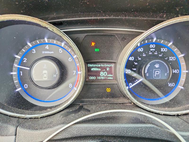 Photo 9 from auction – 2011 HYUNDAI SONATA with VIN 5NPEB4AC1BH224352