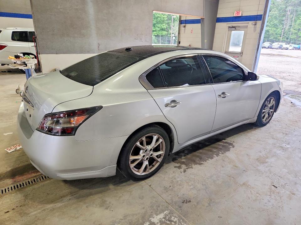 Photo 3 from auction – 2014 NISSAN MAXIMA with VIN 1N4AA5AP6EC478221