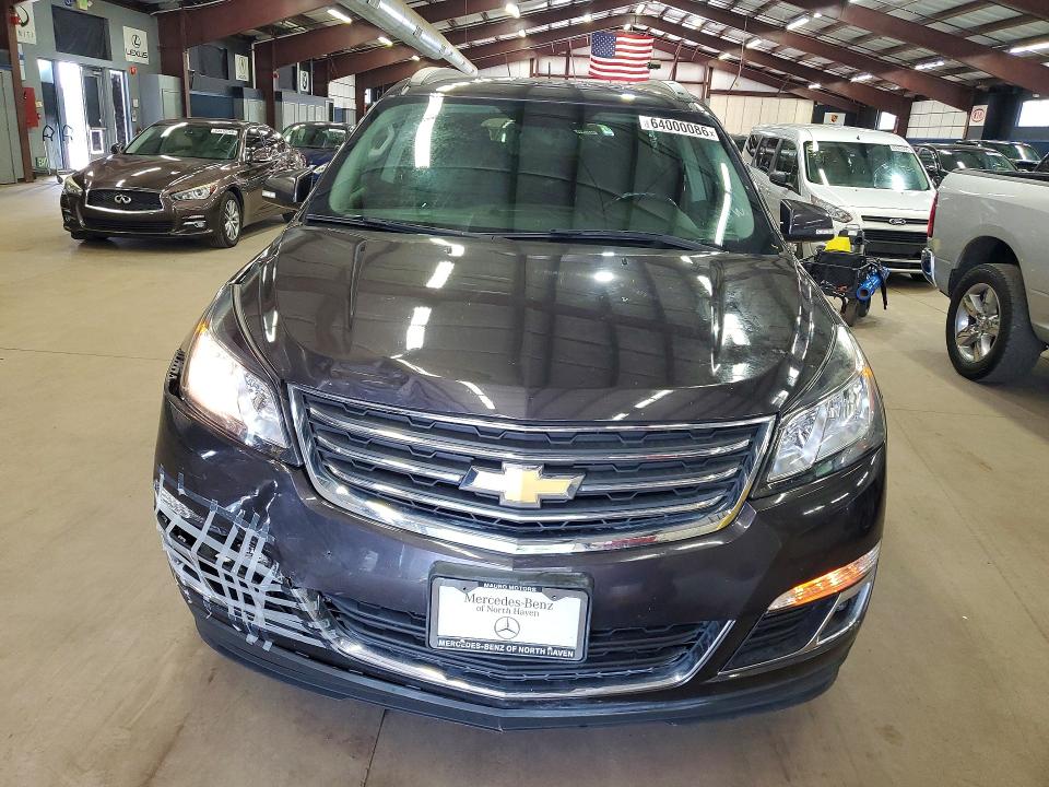 صورة رقم 5 من المزاد - 2017 CHEVROLET TRAVERSE مع VIN 1GNKVGKD8HJ215982