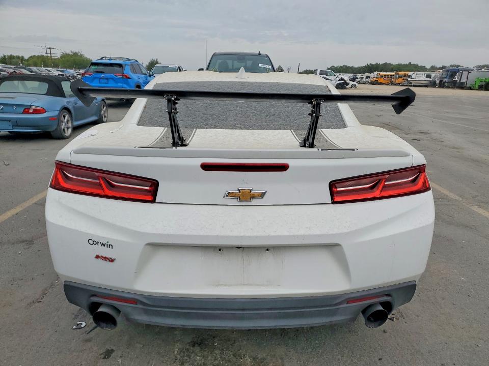 Photo 6 from auction – 2017 CHEVROLET CAMARO with VIN 1G1FB1RS7H0163120