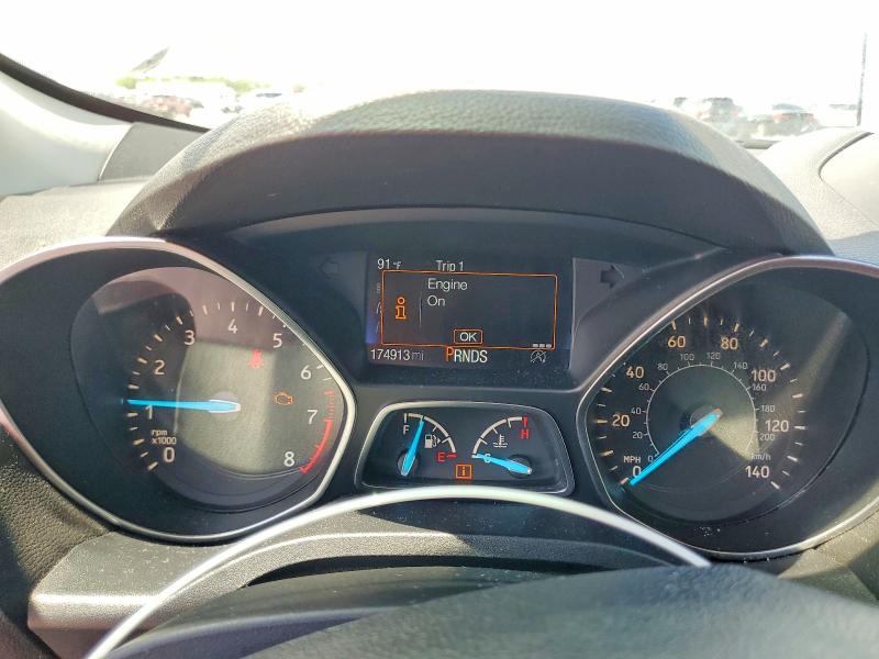 Photo 9 from auction – 2017 FORD ESCAPE with VIN 1FMCU0GD4HUE63849