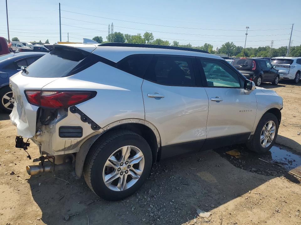 Photo 3 from auction – 2021 CHEVROLET BLAZER with VIN 3GNKBCRS2MS527634