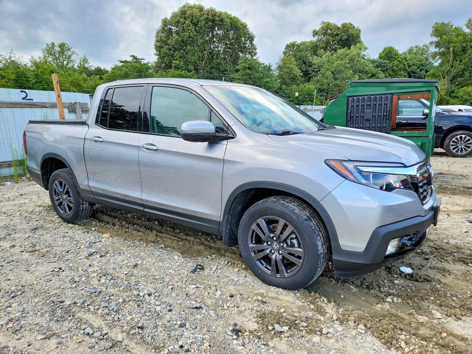 Photo 4 from auction – 2019 HONDA RIDGELINE with VIN 5FPYK3F14KB014221