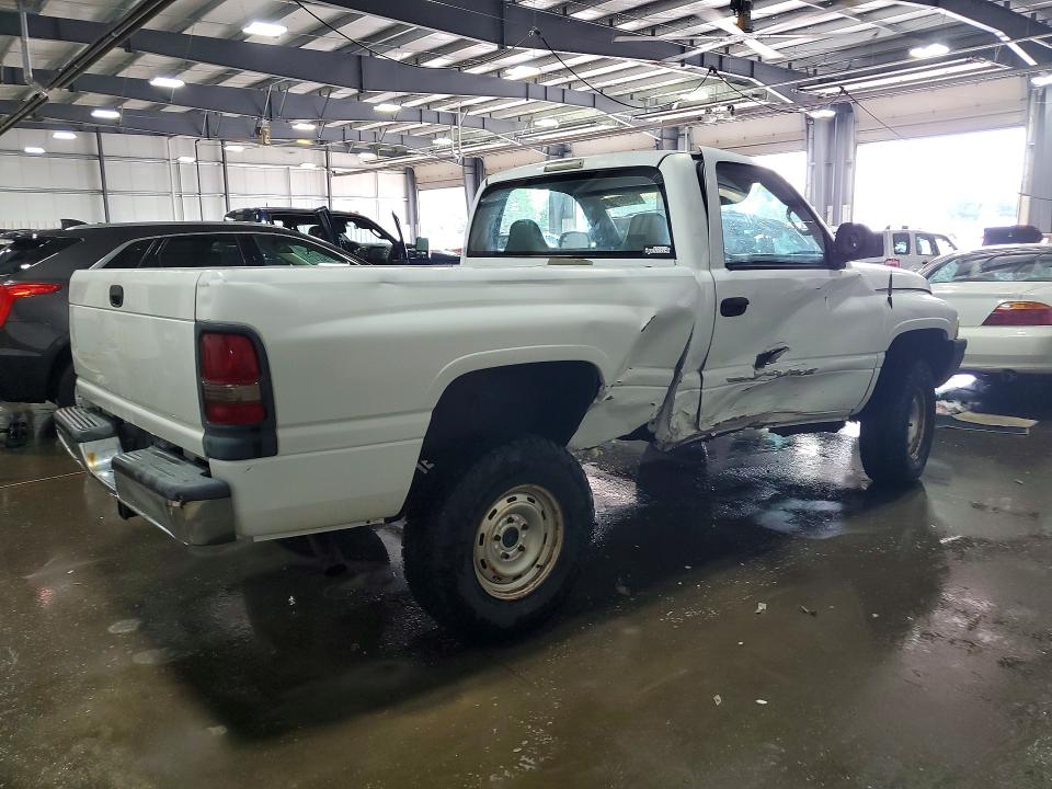 Photo 3 from auction – 2000 DODGE RAM 1500 with VIN 1B7HF16Y5YS597764