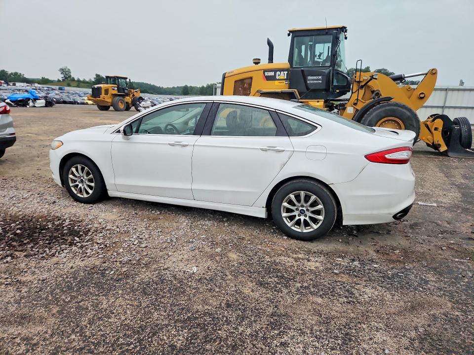Photo 2 from auction – 2015 FORD FUSION with VIN 3FA6P0K92FR282335
