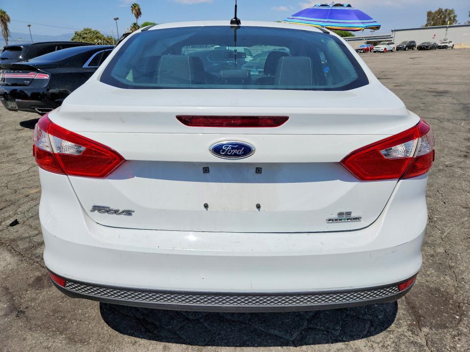Photo 6 from auction – 2014 FORD FOCUS with VIN 1FADP3F23EL299230
