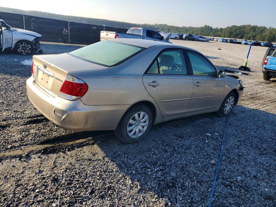 Photo 3 from auction – 2006 TOYOTA CAMRY with VIN 4T1BE32K36U158954