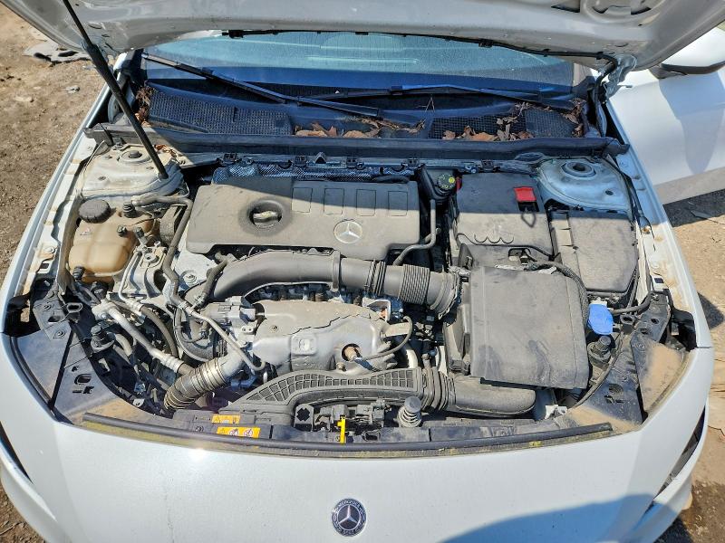 Photo 11 from auction – 2019 MERCEDES-BENZ A with VIN WDD3G4FB4KW023344
