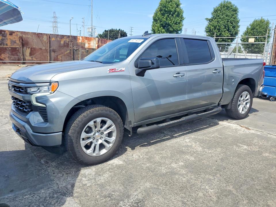 2025 CHEVROLET SILVERADO - Търг №66216036