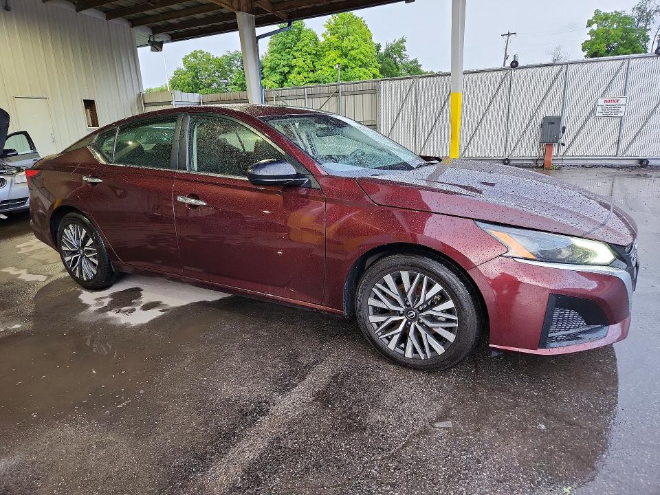 Photo 4 from auction – 2024 NISSAN ALTIMA with VIN 1N4BL4DV4RN310882