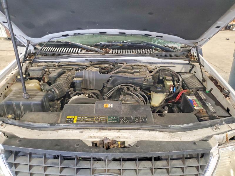 Photo 12 from auction – 2002 FORD EXPLORER with VIN 1FMZU72E02ZC24134