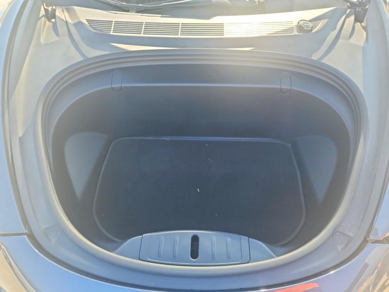 Photo 11 from auction – 2019 TESLA MODEL 3 with VIN 5YJ3E1EB9KF389238