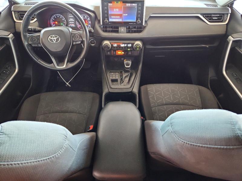 Photo 8 from auction – 2019 TOYOTA RAV4 with VIN JTMP1RFV8KD514032