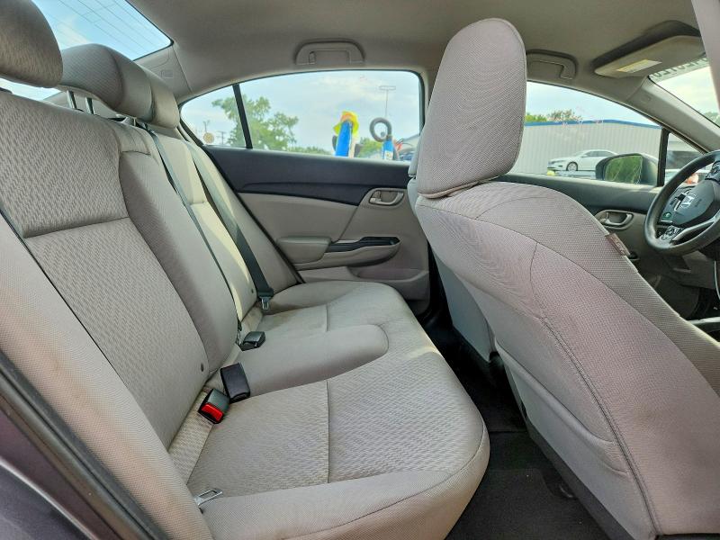 Снимка 10 от търг – 2015 HONDA CIVIC с VIN 2HGFB2F52FH548591