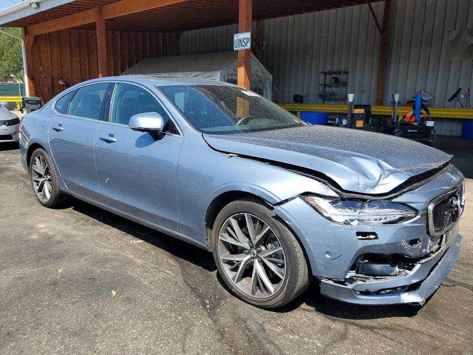 Photo 4 from auction – 2017 VOLVO S90 with VIN YV1A22MK1H1003981