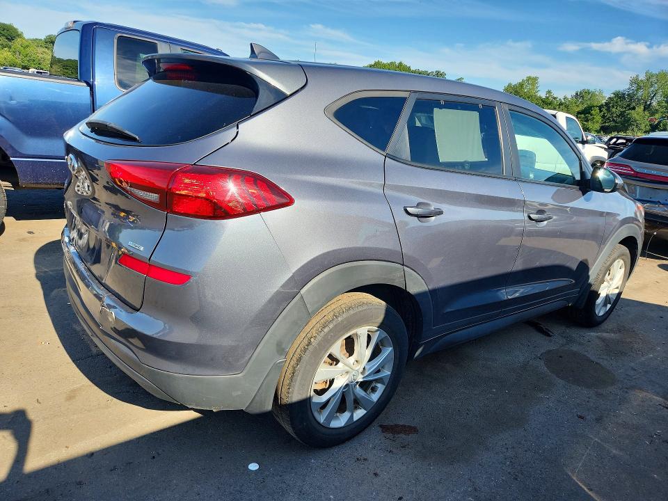 Photo 3 from auction – 2019 HYUNDAI TUCSON with VIN KM8J2CA44KU964416