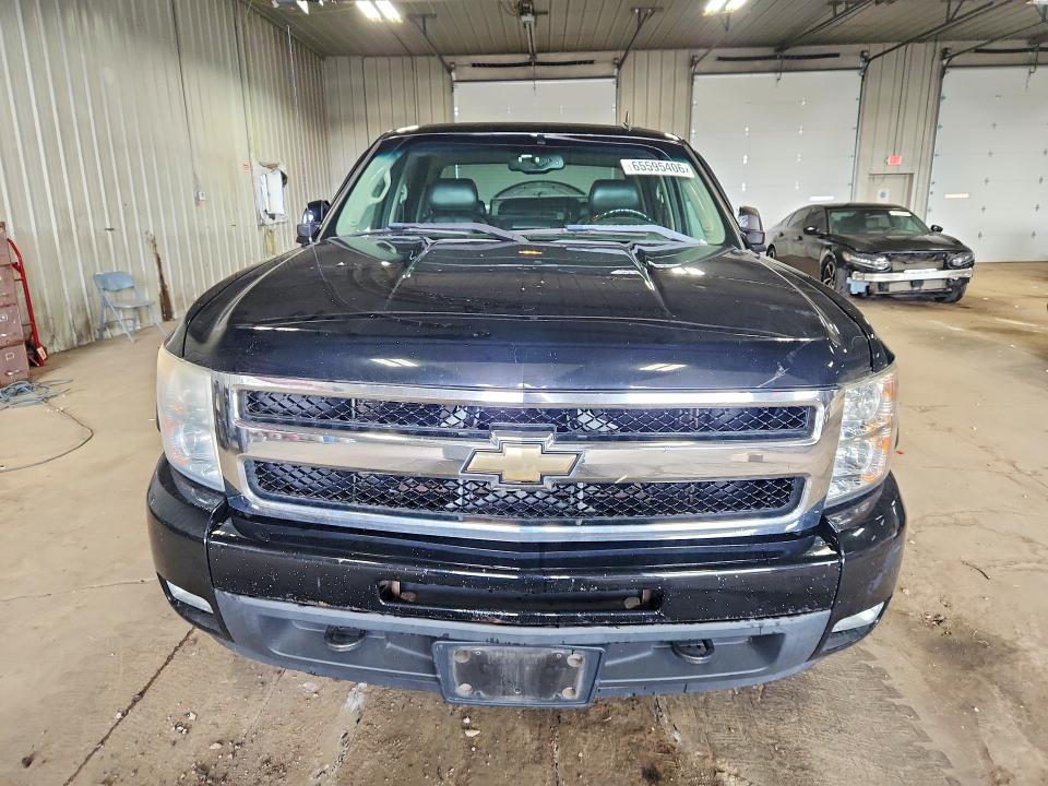 Photo 5 from auction – 2011 CHEVROLET SILVERADO with VIN 3GCPKTE39BG203402