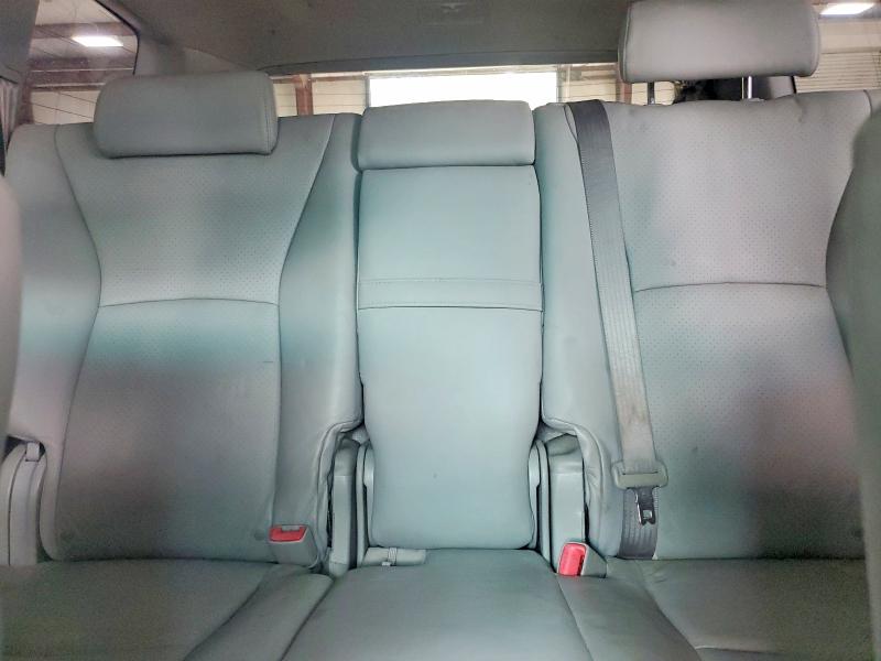 Photo 10 from auction – 2006 TOYOTA HIGHLANDER with VIN JTEEW21A760004753