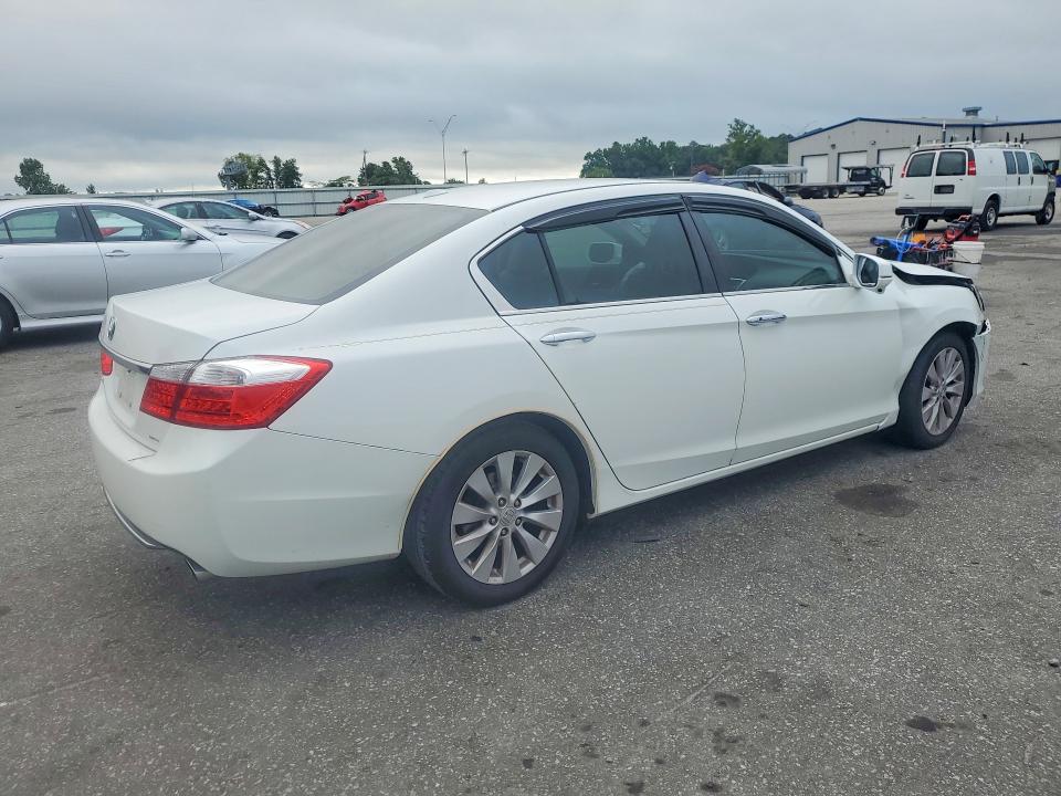 Photo 3 from auction – 2015 HONDA ACCORD with VIN 1HGCR2F8XFA155526