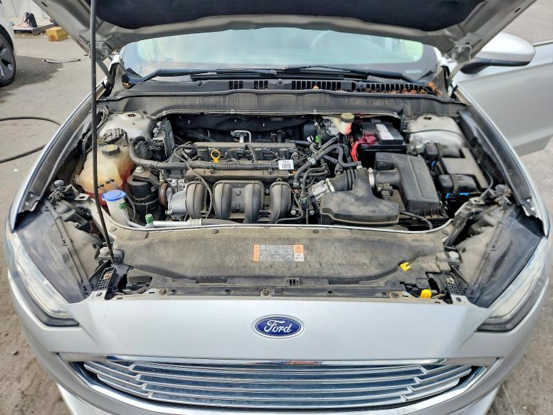 Zdjęcie 11 z aukcji – 2017 FORD FUSION z VIN 3FA6P0H76HR102587