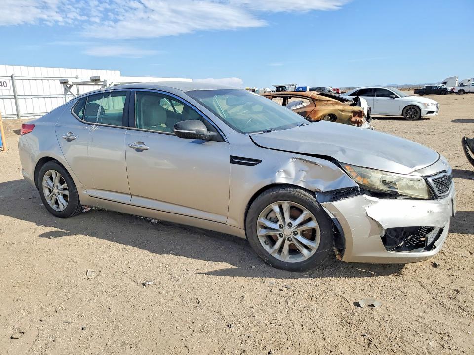 Photo 4 from auction – 2012 KIA OPTIMA with VIN 5XXGN4A62CG077644