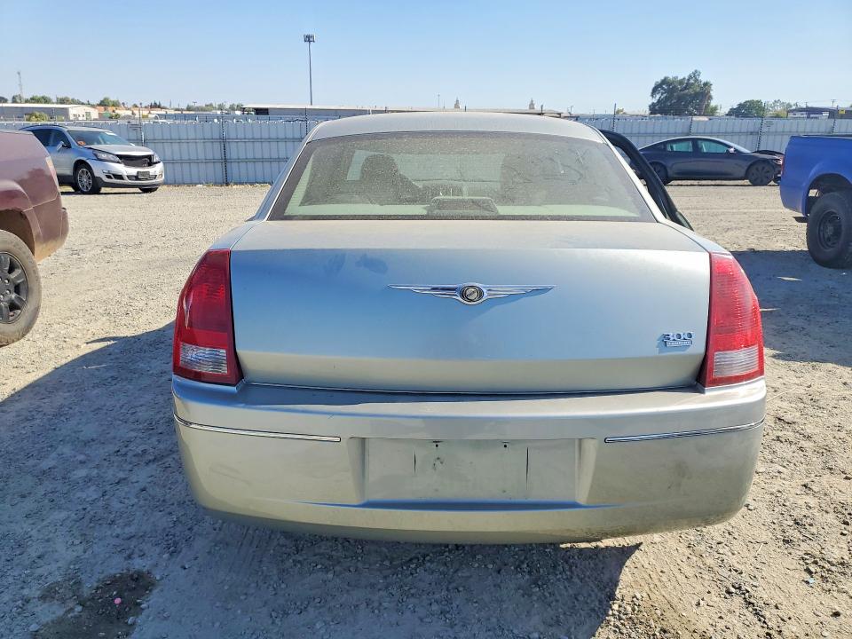 Photo 6 from auction – 2006 CHRYSLER 300 with VIN 2C3KA53GX6H388164