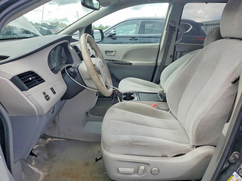 Photo 7 from auction – 2012 TOYOTA SIENNA with VIN 5TDKK3DC7CS242830