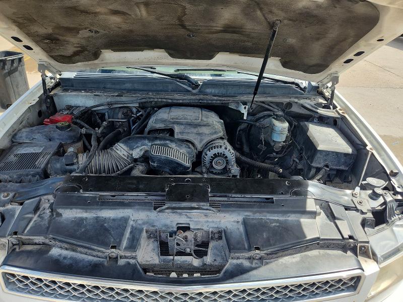 Photo 12 from auction – 2014 CHEVROLET SUBURBAN with VIN 1GNSCKE07ER174517