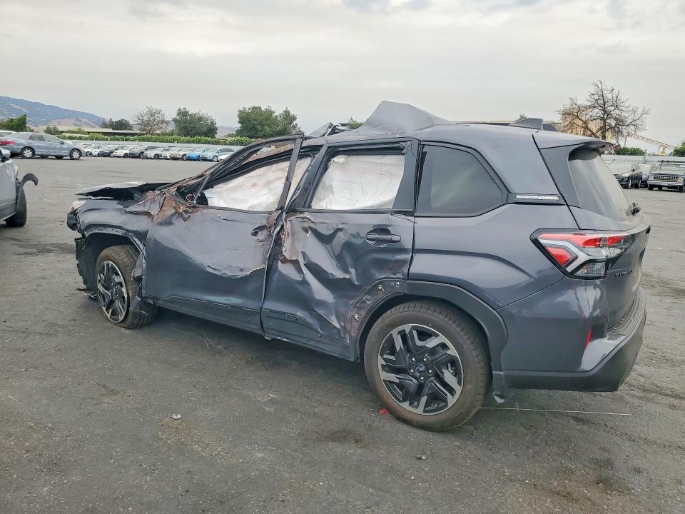 Photo 2 from auction – 2025 SUBARU FORESTER with VIN JF2SLDRC9SH529182