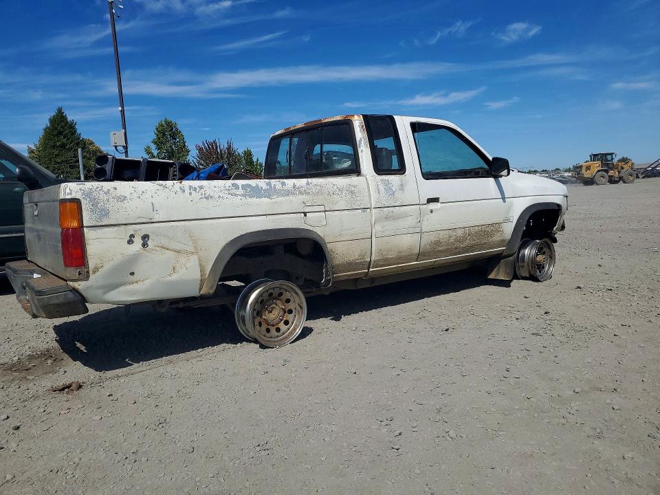 Photo 3 from auction – 1997 NISSAN PICKUP with VIN 1N6SD16Y8LC320201