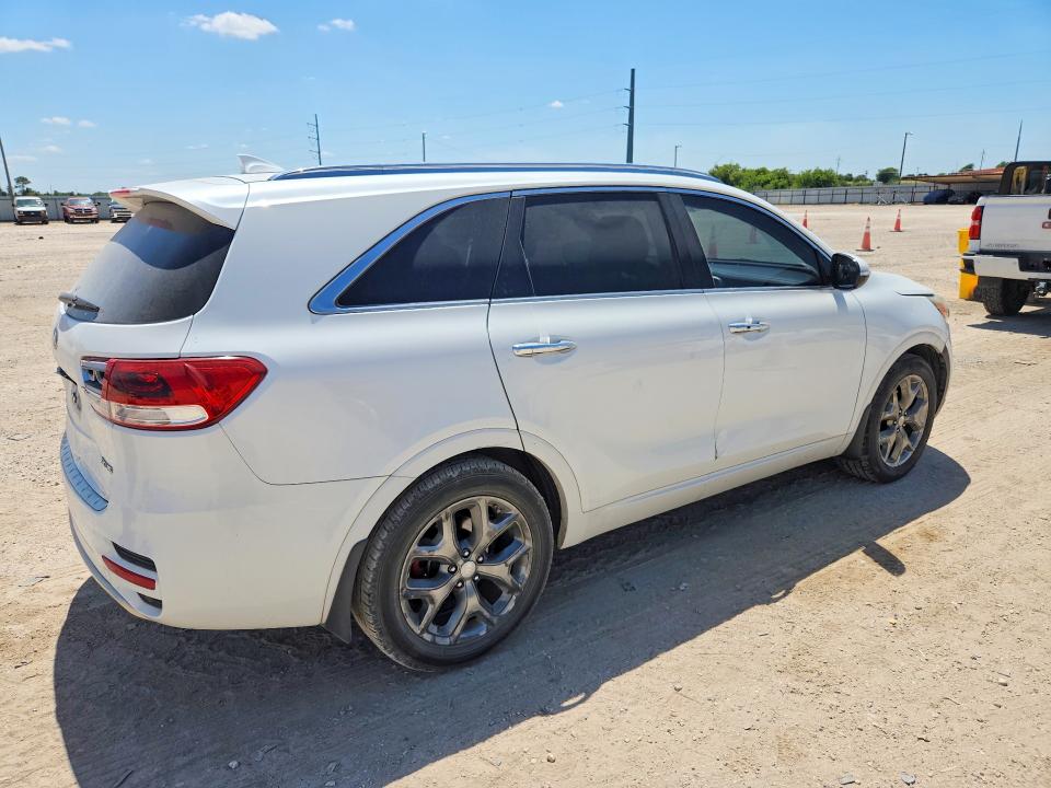Photo 3 from auction – 2016 KIA SORENTO with VIN 5XYPK4A58GG049476