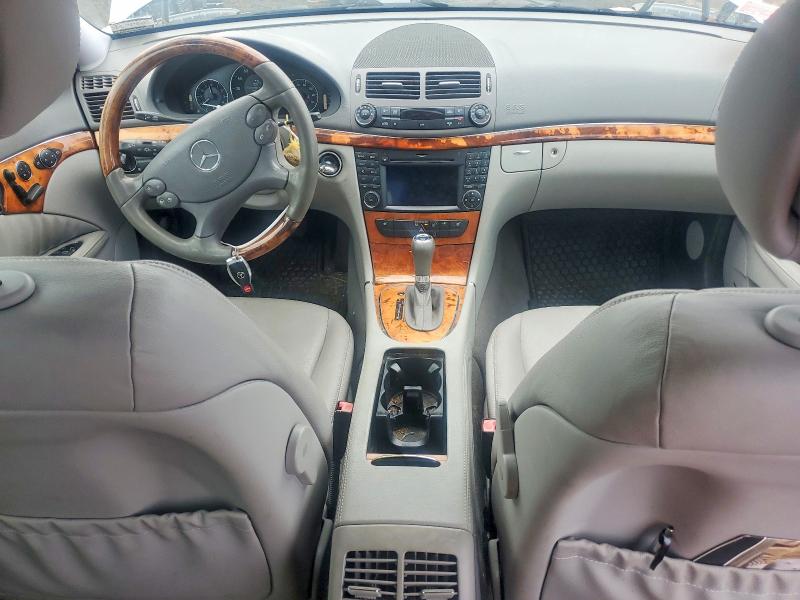 Photo 8 from auction – 2009 MERCEDES-BENZ E with VIN WDBUH87X69B401371