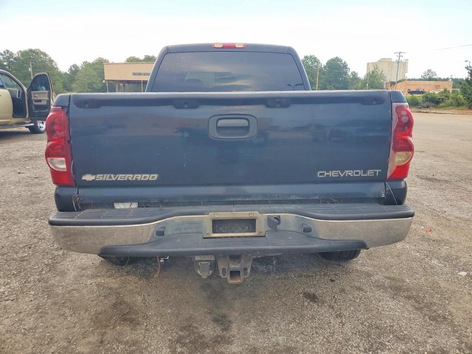 Photo 6 from auction – 2003 CHEVROLET SILVERADO with VIN 1GCGC13U23F181131