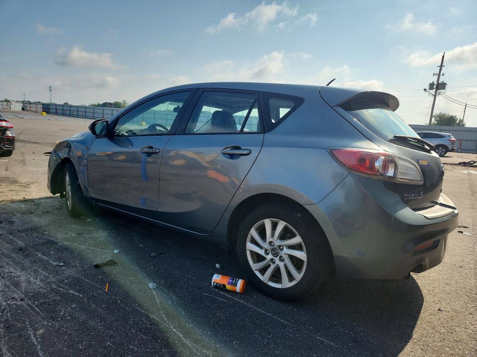 Photo 2 from auction – 2013 MAZDA 3 with VIN JM1BL1MP9D1775992
