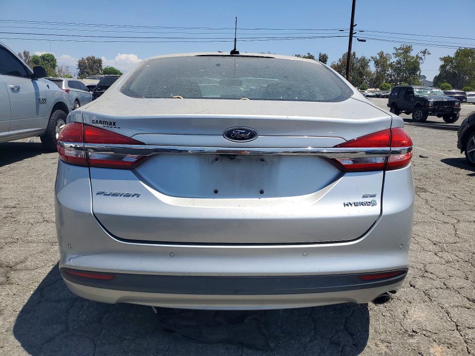 Foto 6 de la subasta – 2017 FORD FUSION con VIN 3FA6P0LU3HR164039
