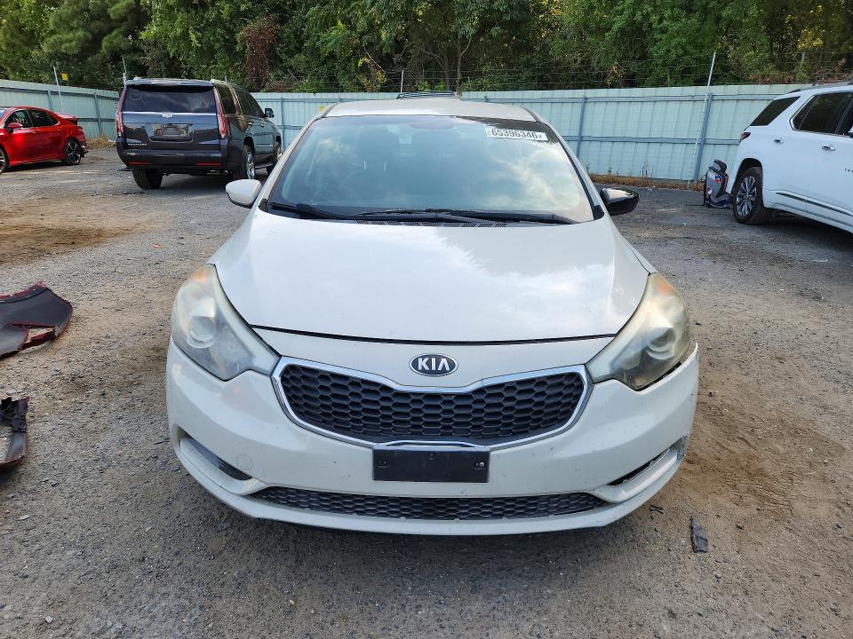 Photo 5 from auction – 2015 KIA FORTE with VIN KNAFK4A61F5304509