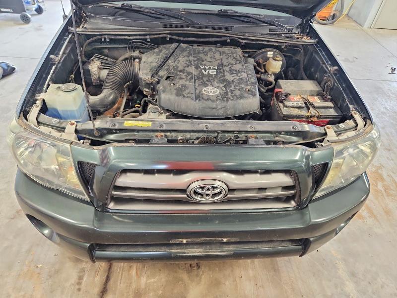 Photo 11 from auction – 2010 TOYOTA TACOMA with VIN 3TMLU4EN3AM042254