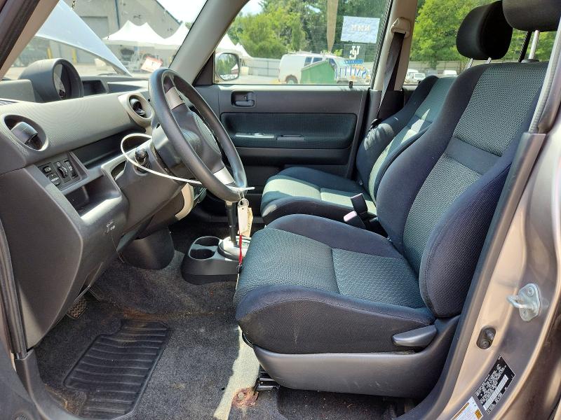 Foto 7 de la subasta – 2006 SCION XB con VIN JTLKT324164110448