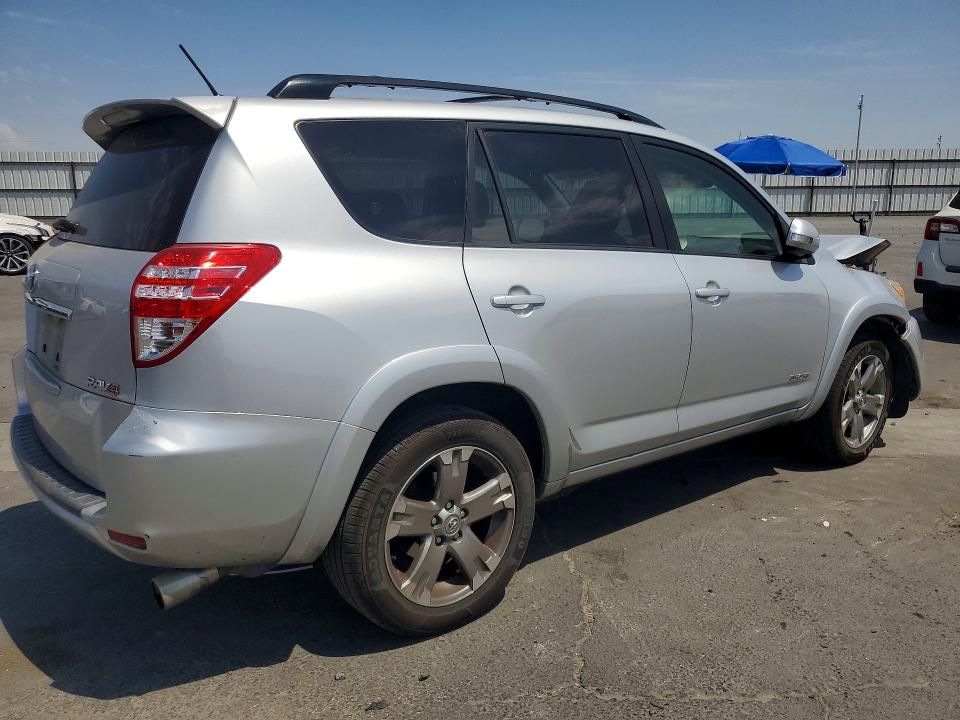 Photo 3 from auction – 2011 TOYOTA RAV4 with VIN JTMWF4DV4B5036916