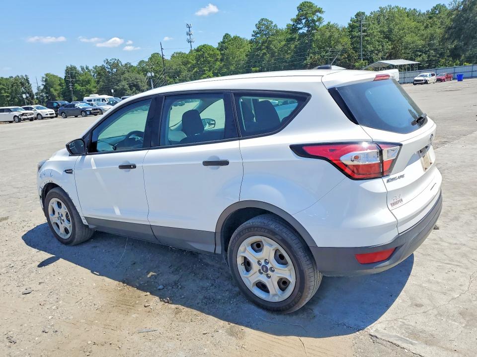 Photo 2 from auction – 2018 FORD ESCAPE with VIN 1FMCU0F73JUC26951